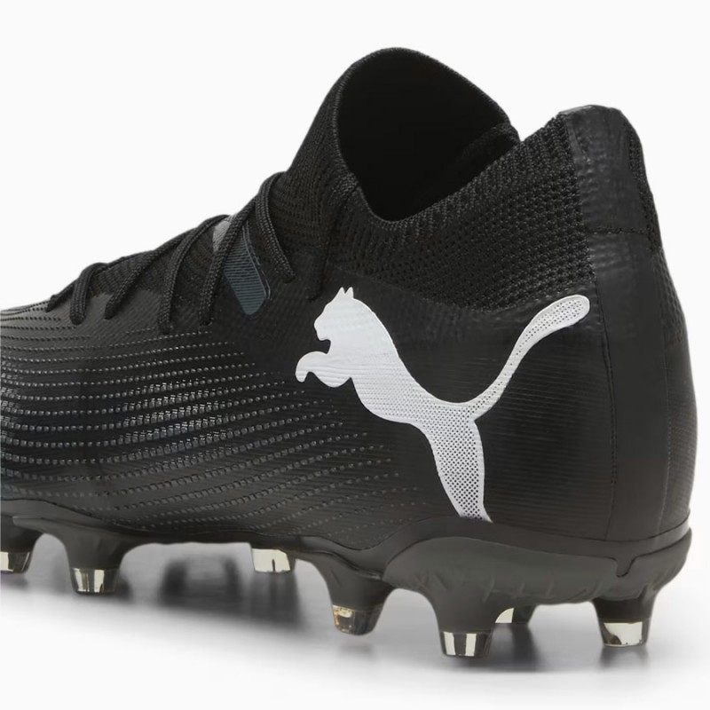 Buty piłkarskie (korki) PUMA FUTURE 7 MATCH FG/AG 107715-02