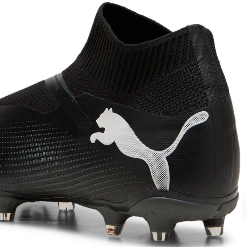 Buty piłkarskie (korki) PUMA FUTURE 7 MATCH+ LL FG/AG 107711-02