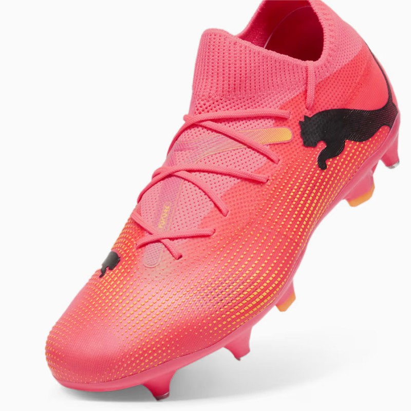 Buty piłkarskie (korki) PUMA FUTURE 7 MATCH MxSG 107714-03