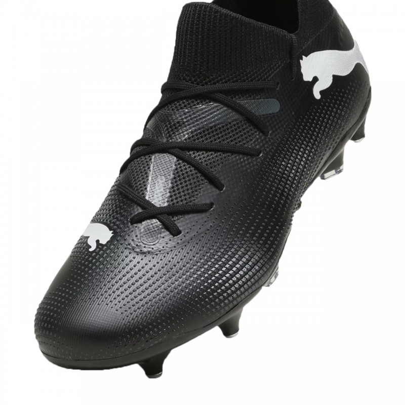 Buty piłkarskie (korki) PUMA FUTURE 7 MATCH MxSG 107714-02