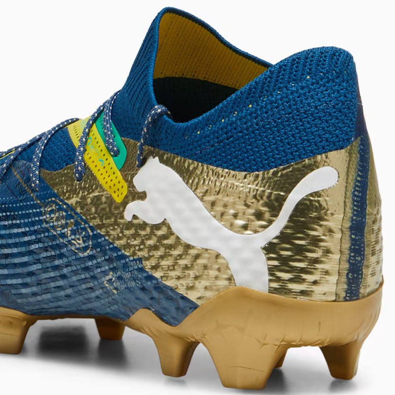 Buty piłkarskie (korki) PUMA FUTURE 7 ULTIMATE BNA FG/AG 108079-01